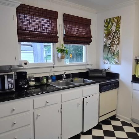 Charming Hideaway Villa ลาฟาแย็ตต์ ภายนอก รูปภาพ